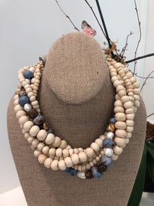 white chunky necklace